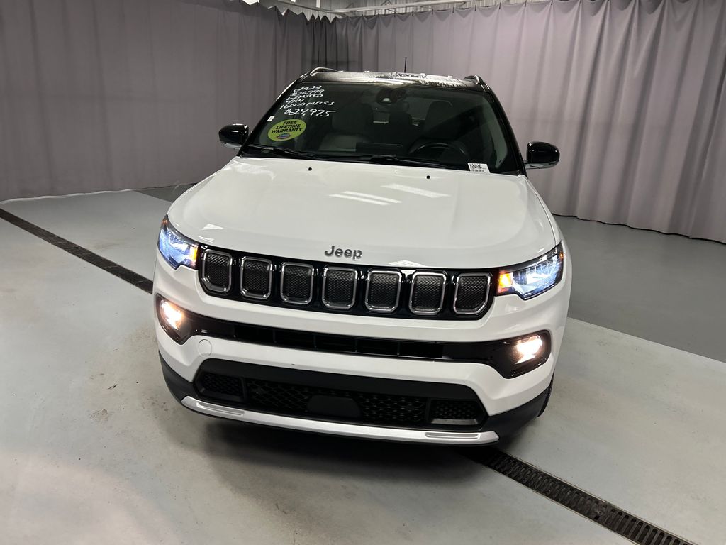 Used 2022 Jeep Compass Limited with VIN 3C4NJDCB1NT135781 for sale in Lima, OH