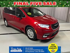 2026 Chrysler Pacifica SELECT Passenger Van