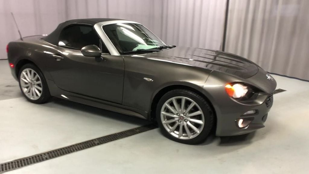 Used 2017 FIAT 124 Spider Lusso with VIN JC1NFAEK0H0121415 for sale in Lima, OH