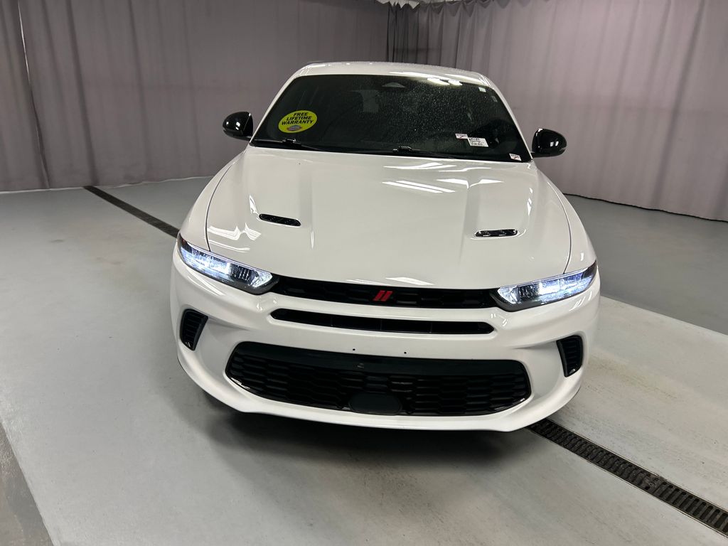 2024 Dodge Hornet R/T photo 2