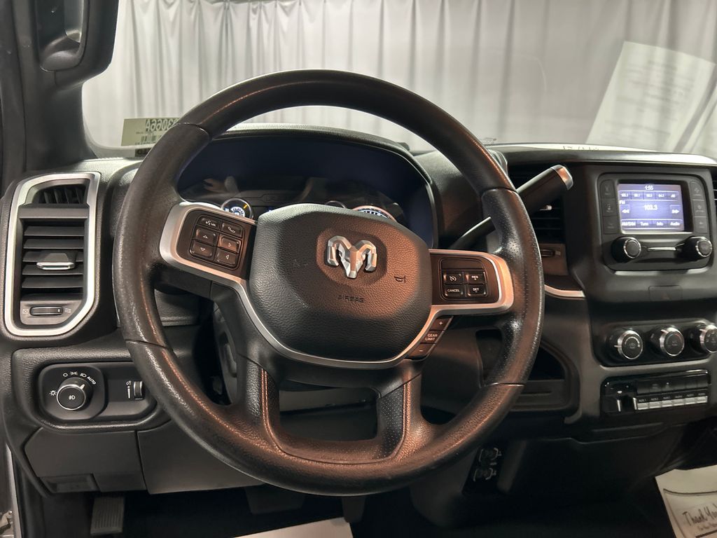 2022 RAM Ram 3500 Chassis Cab SLT - Photo 14
