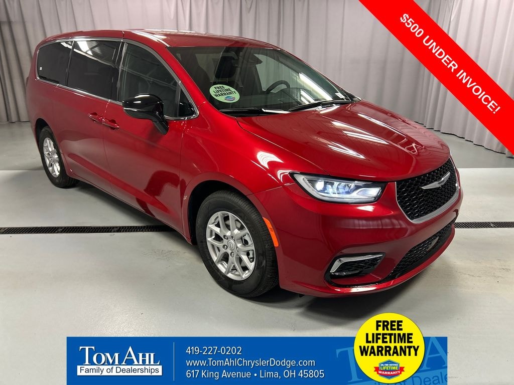 New 2026 Chrysler Pacifica SELECT Passenger Van