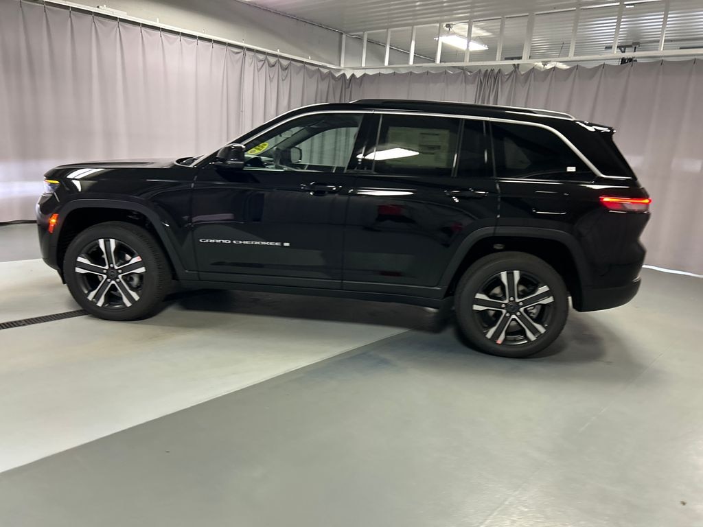 New 2027 Jeep Grand Cherokee Limited Sport Utility