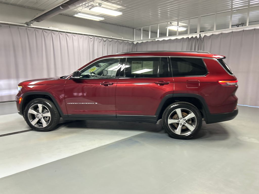 2021 Jeep Grand Cherokee Limited photo 3