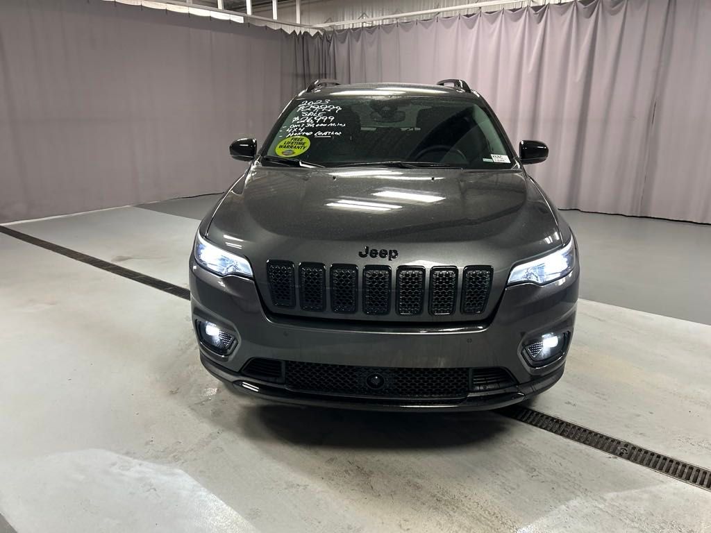 Used 2023 Jeep Cherokee Altitude Lux with VIN 1C4PJMMBXPD114542 for sale in Lima, OH