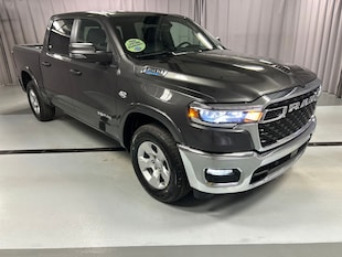 2026 Ram 1500 BIG HORN CREW CAB 4X4 5'7 BOX Pickup C23050