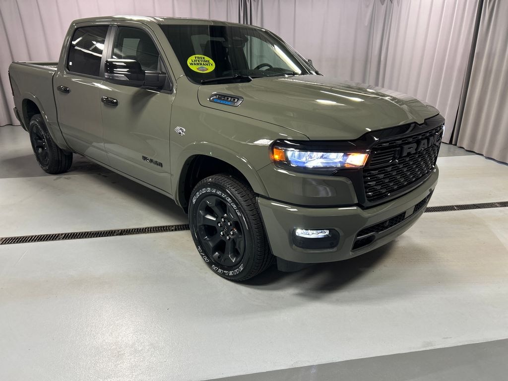 New 2026 Ram 1500 BIG HORN CREW CAB 4X4 5'7 BOX Pickup