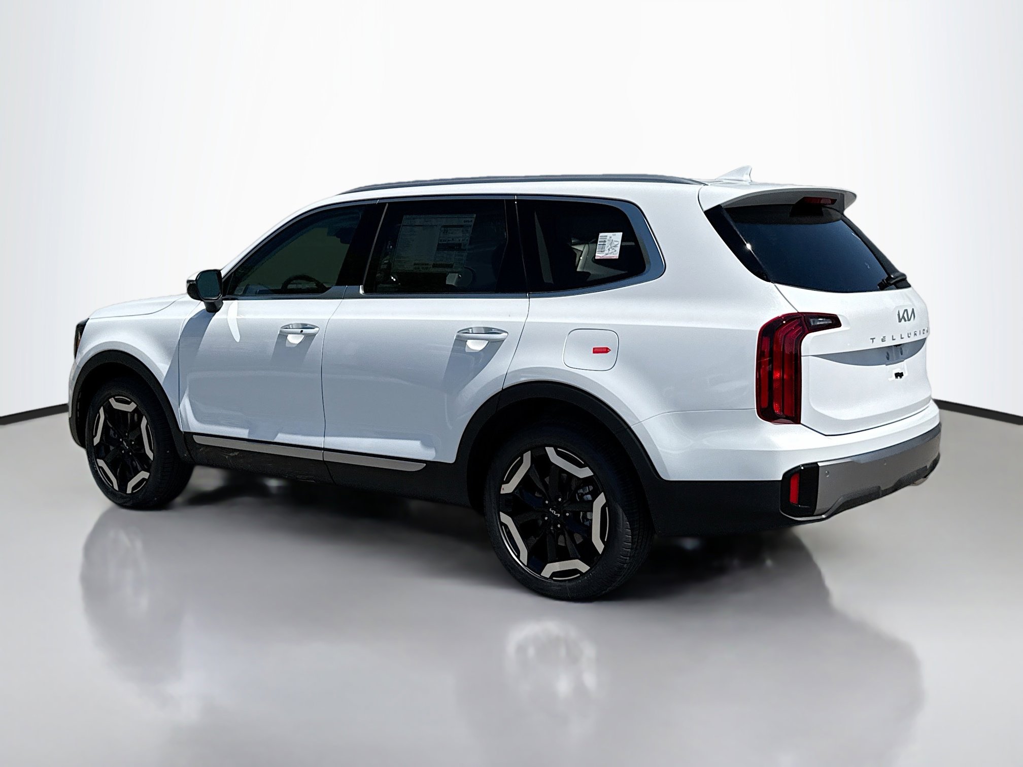2025 Kia Telluride S photo 4