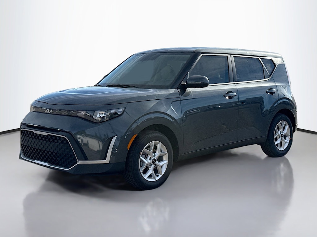 New 2025 Kia Soul LX Hatchback