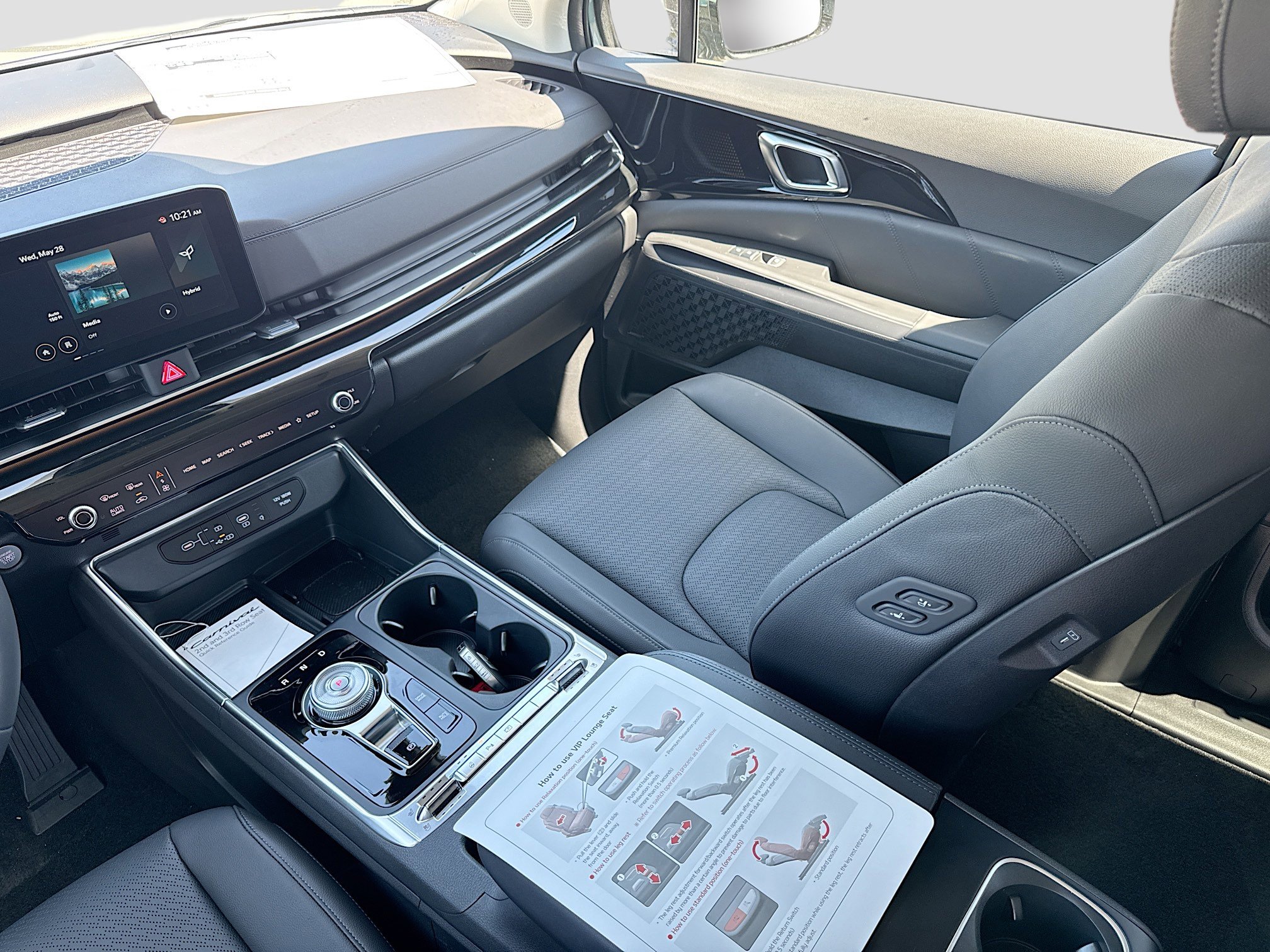 2025 Kia Carnival SX Prestige - Photo 29