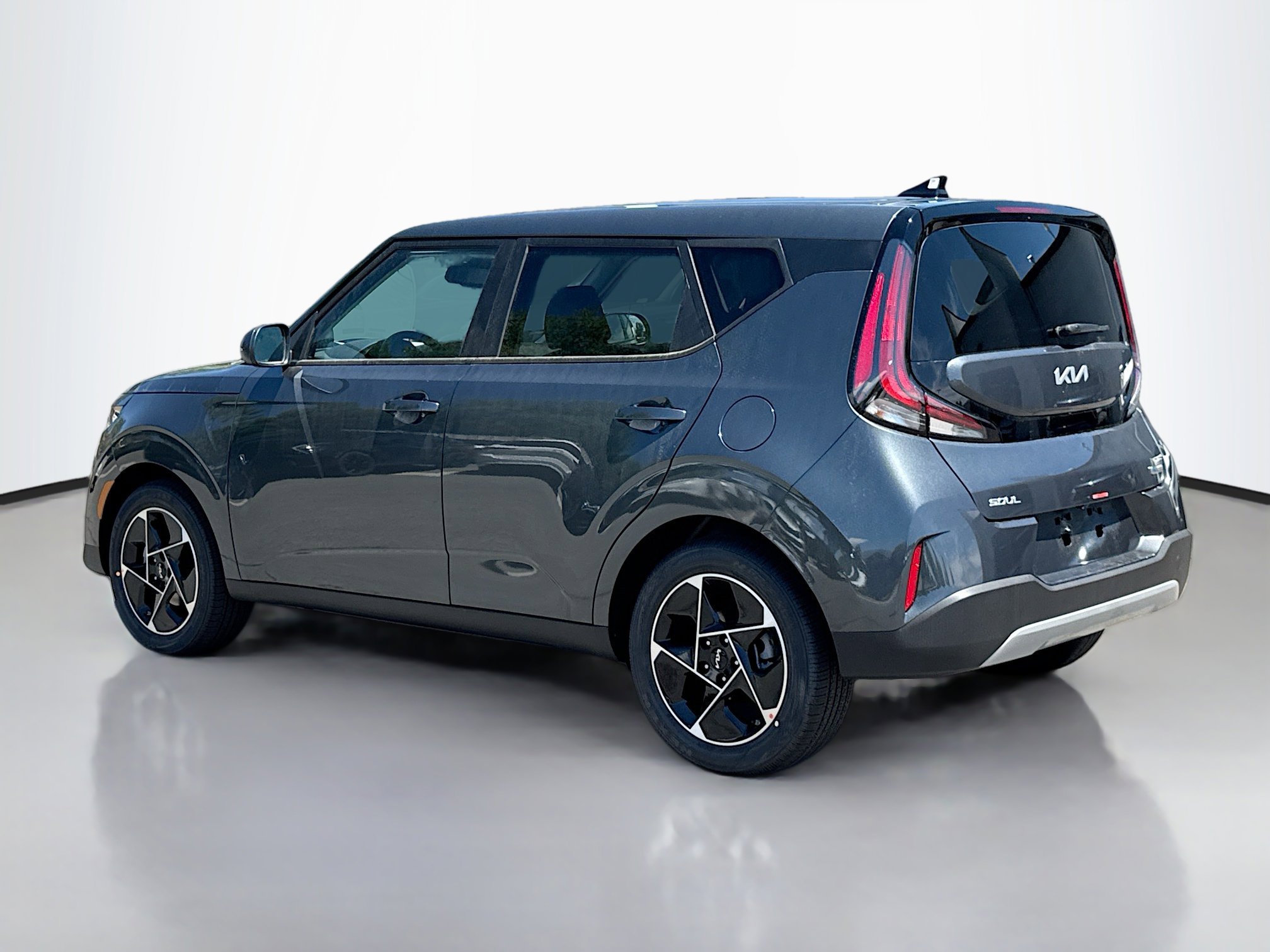 2025 Kia Soul EX photo 4
