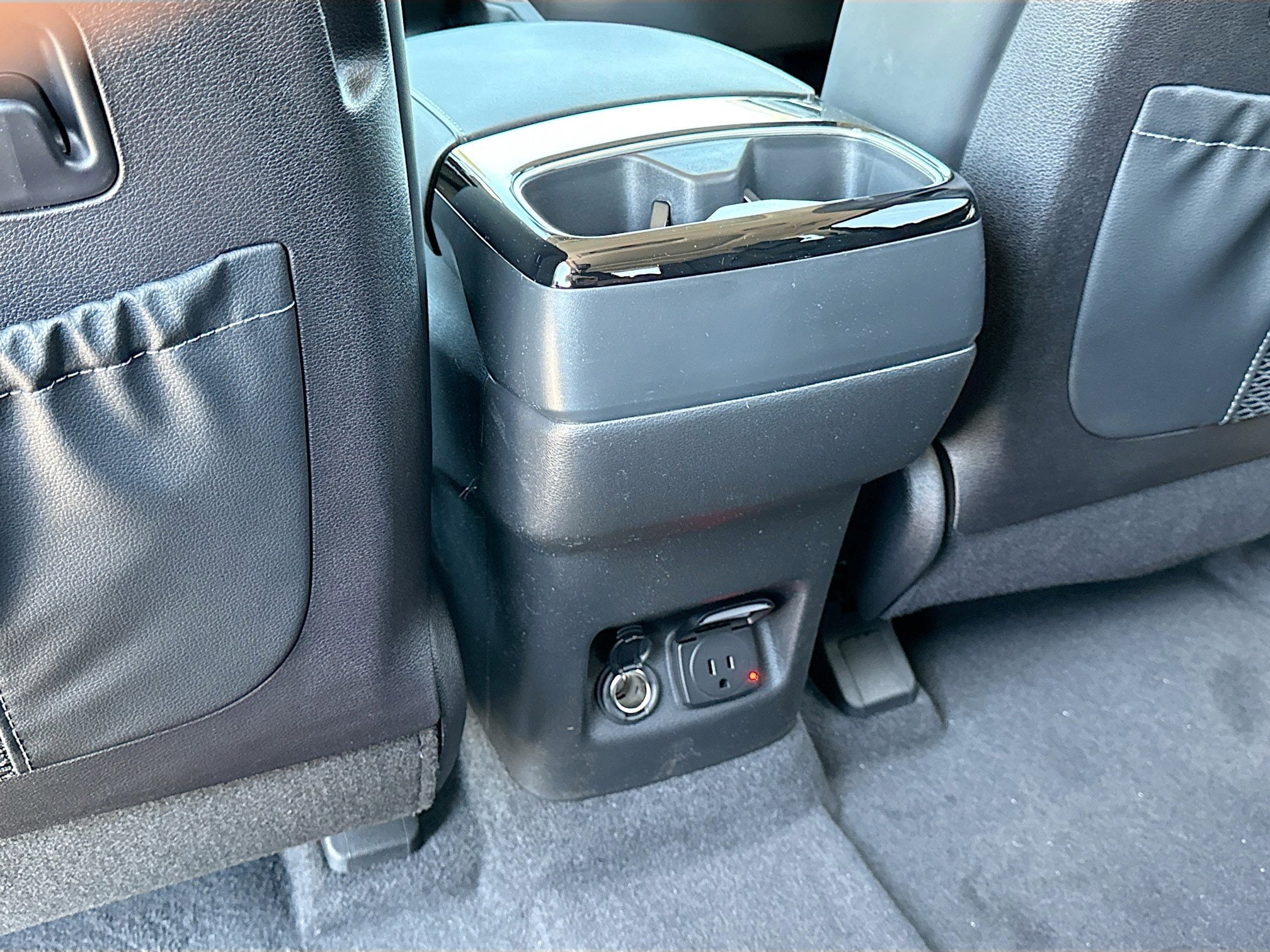 2025 Kia Telluride SX Prestige - Photo 30