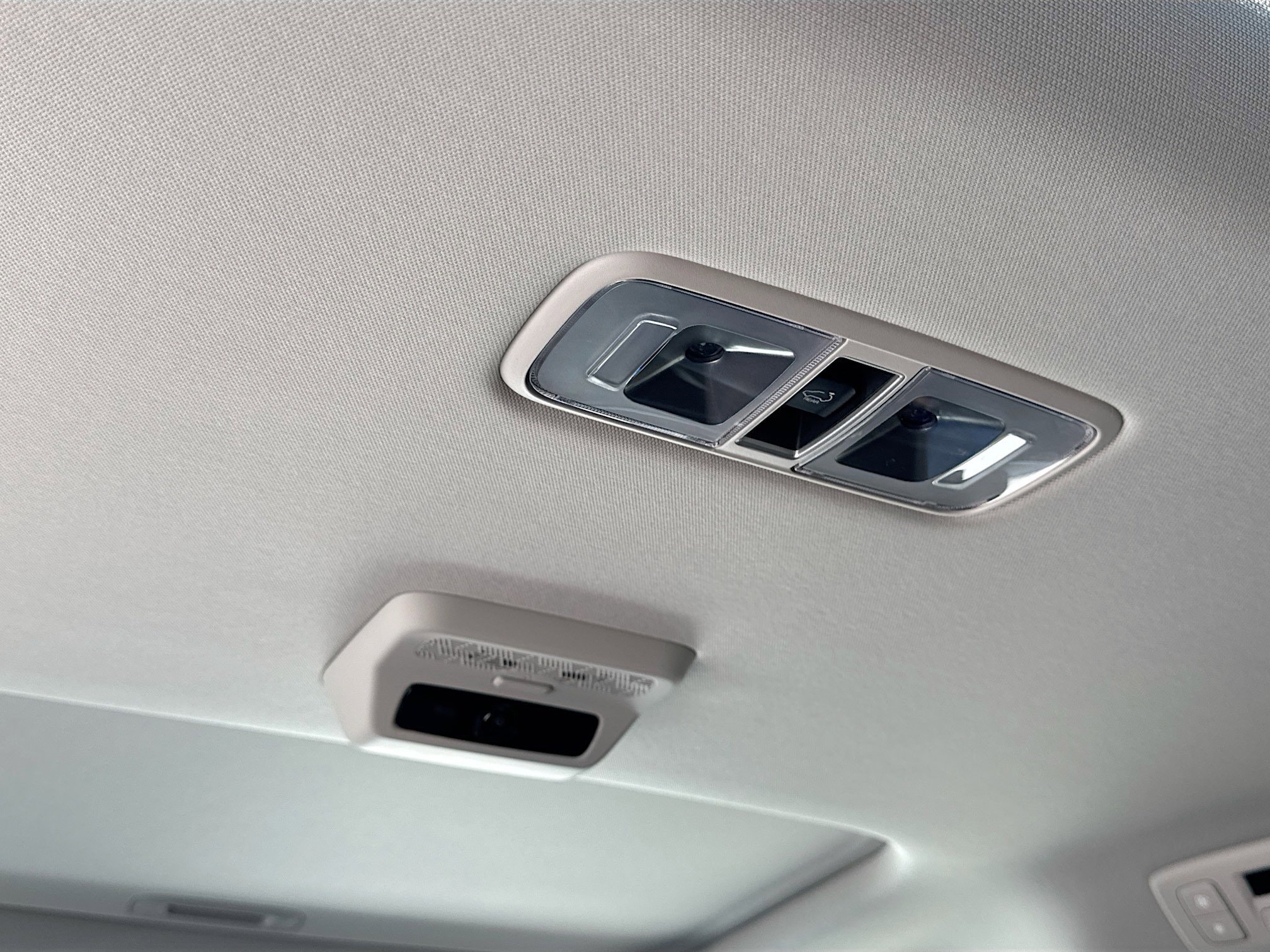 2025 Kia Carnival SX Prestige - Photo 43