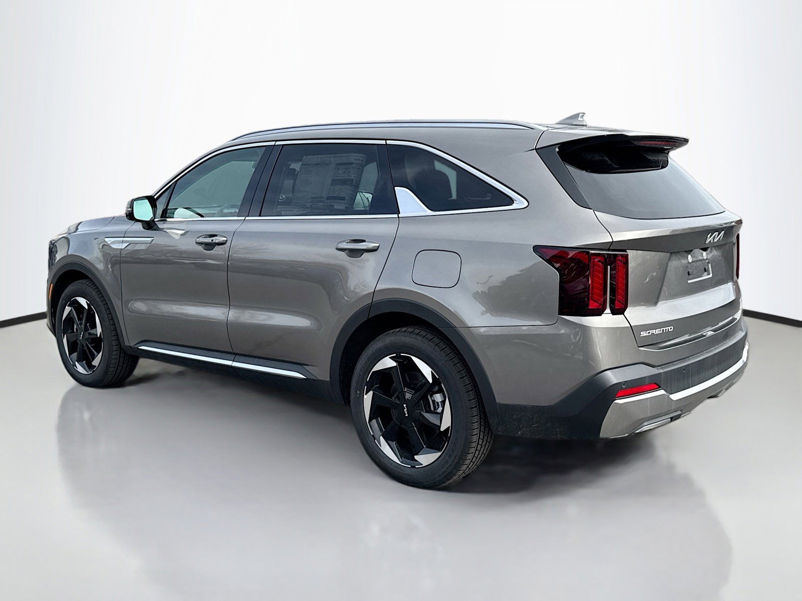 2025 Kia Sorento Plug-In Hybrid EX photo 4