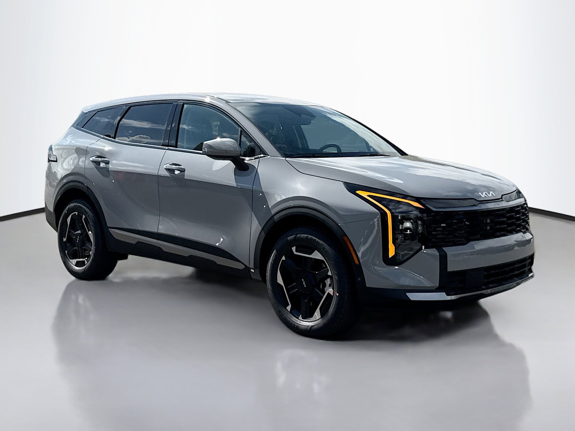 2026 Kia Sportage S Hybrid's photo