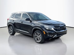 2026 Kia Seltos LX Sport Utility