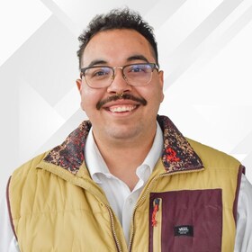 Staff member John Mackey from ID_f2a2ea8bf9e5