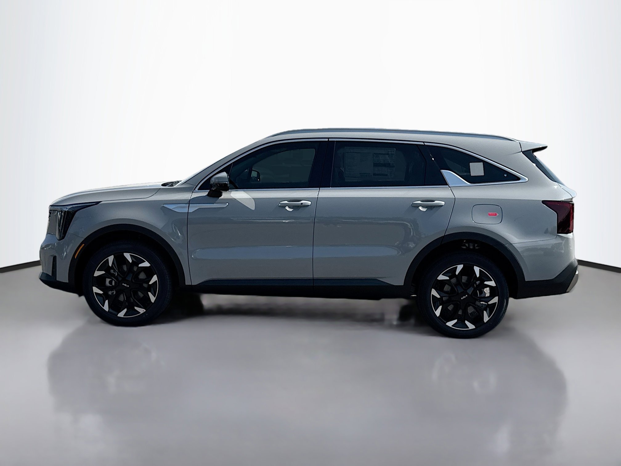 2025 Kia Sorento EX photo 3