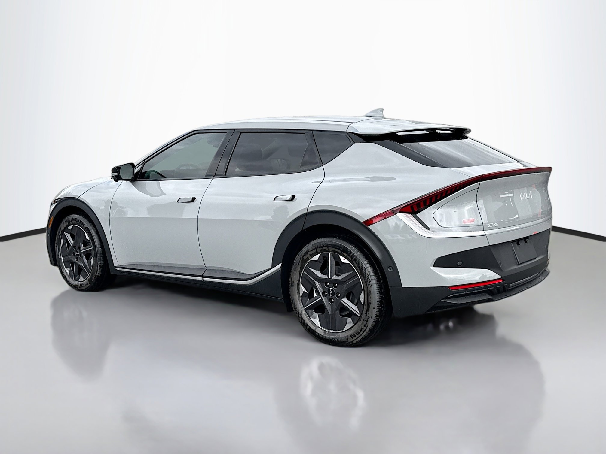 2025 Kia EV6 Light photo 4