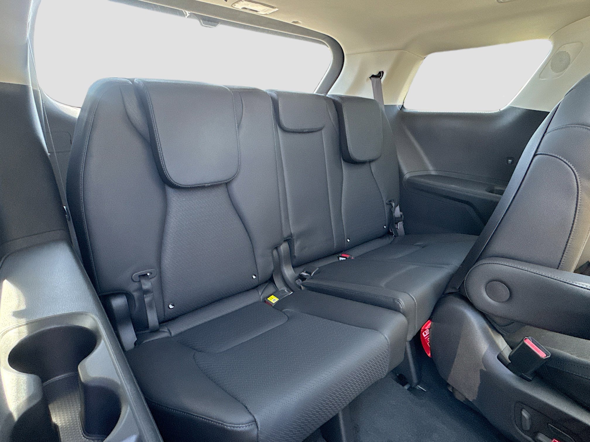 2025 Kia Carnival SX Prestige - Photo 32