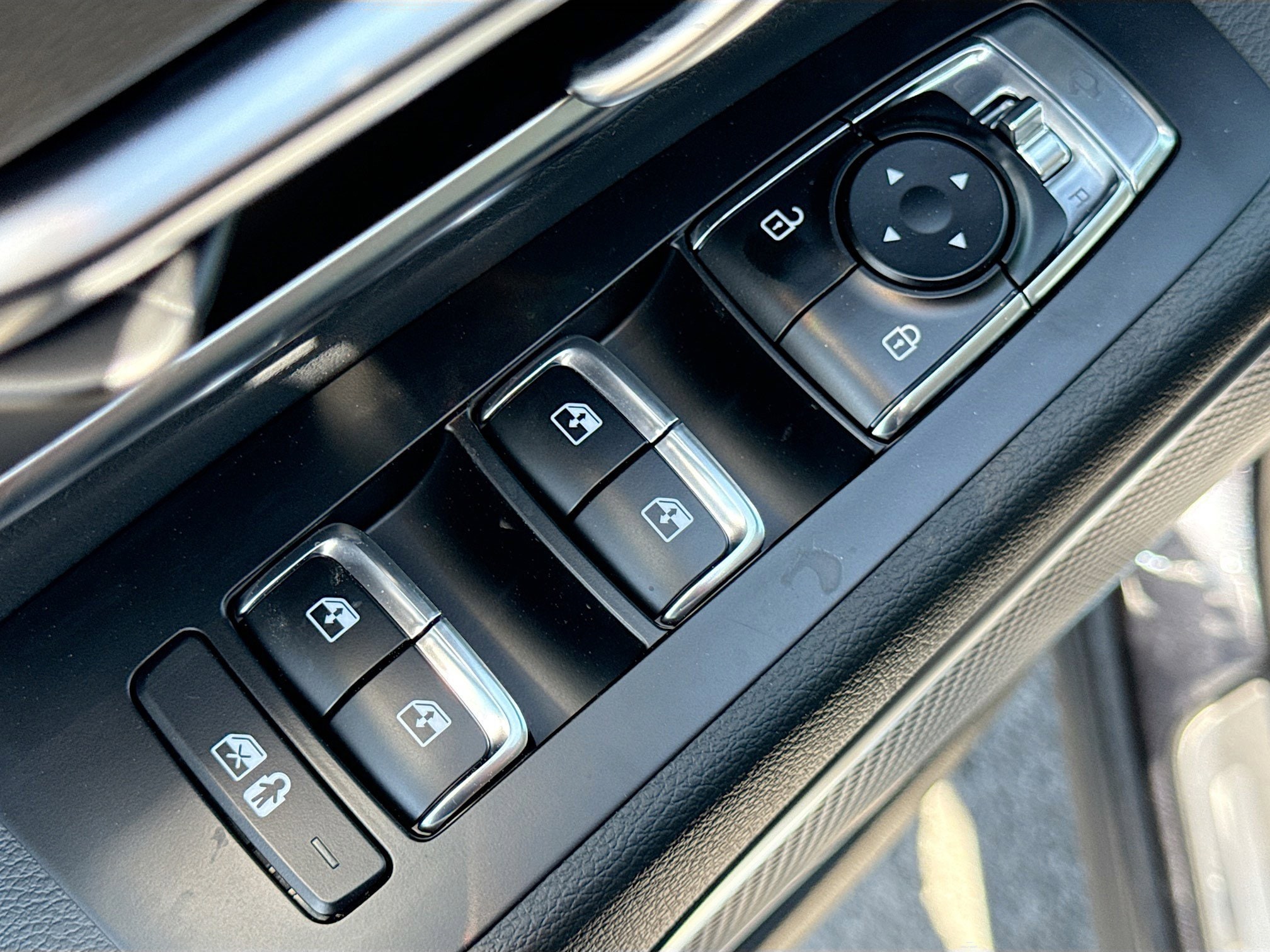 2025 Kia Telluride SX Prestige - Photo 23