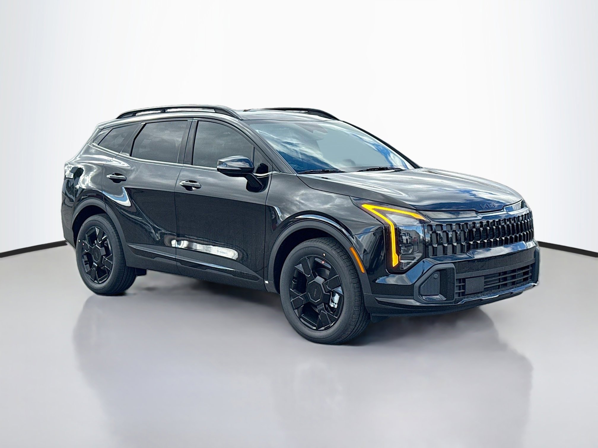 2026 Kia Sportage X-Line Hybrid's photo