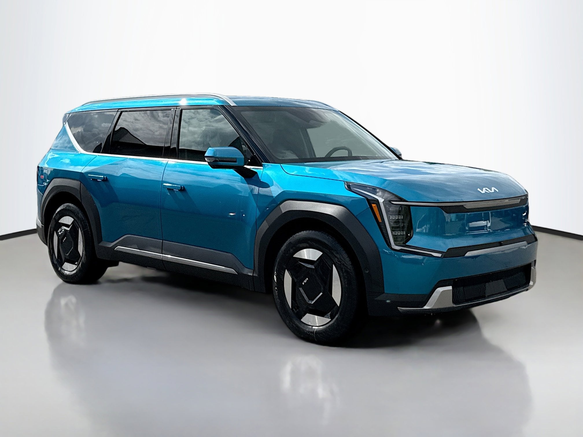 2026 Kia EV9 Wind's photo