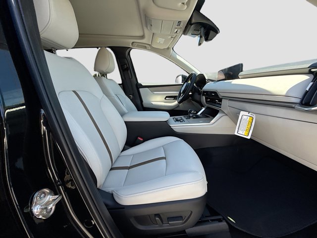 2025 Mazda CX-90 Premium Plus Package - Photo 29