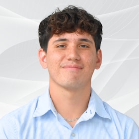 Staff member Sebastian Cuellar from d1c053e11056