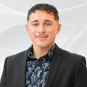 Staff member Kevin Pinto from d1c053e11056