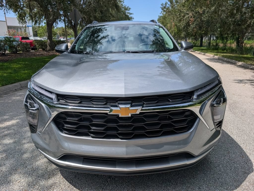 New 2026 Chevrolet Trax LT SUV