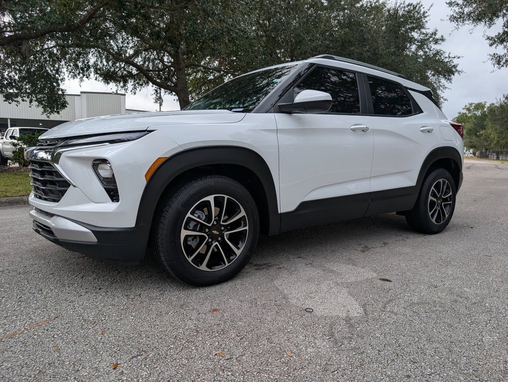 Used 2025 Chevrolet Trailblazer LT SUV