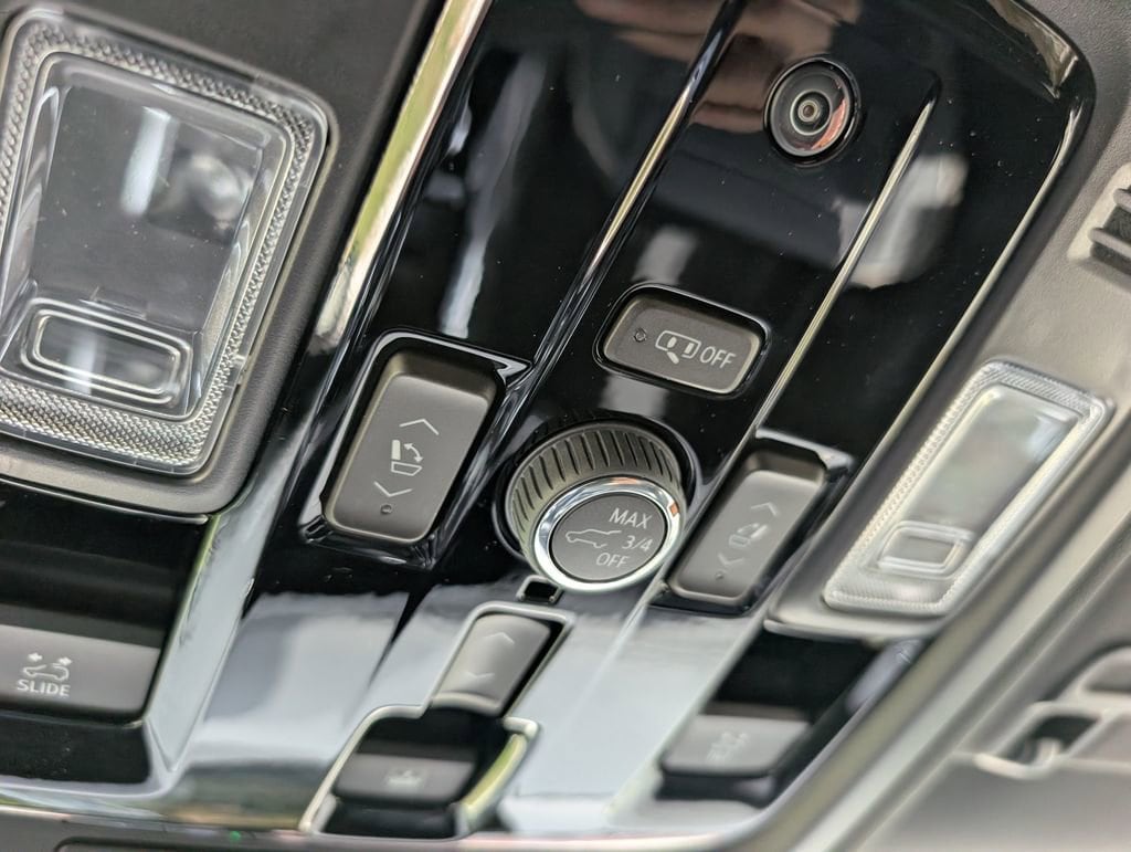 2026 Chevrolet Tahoe Premier - Photo 30