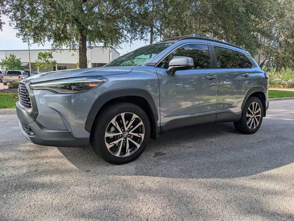 Used 2022 Toyota Corolla Cross XLE SUV