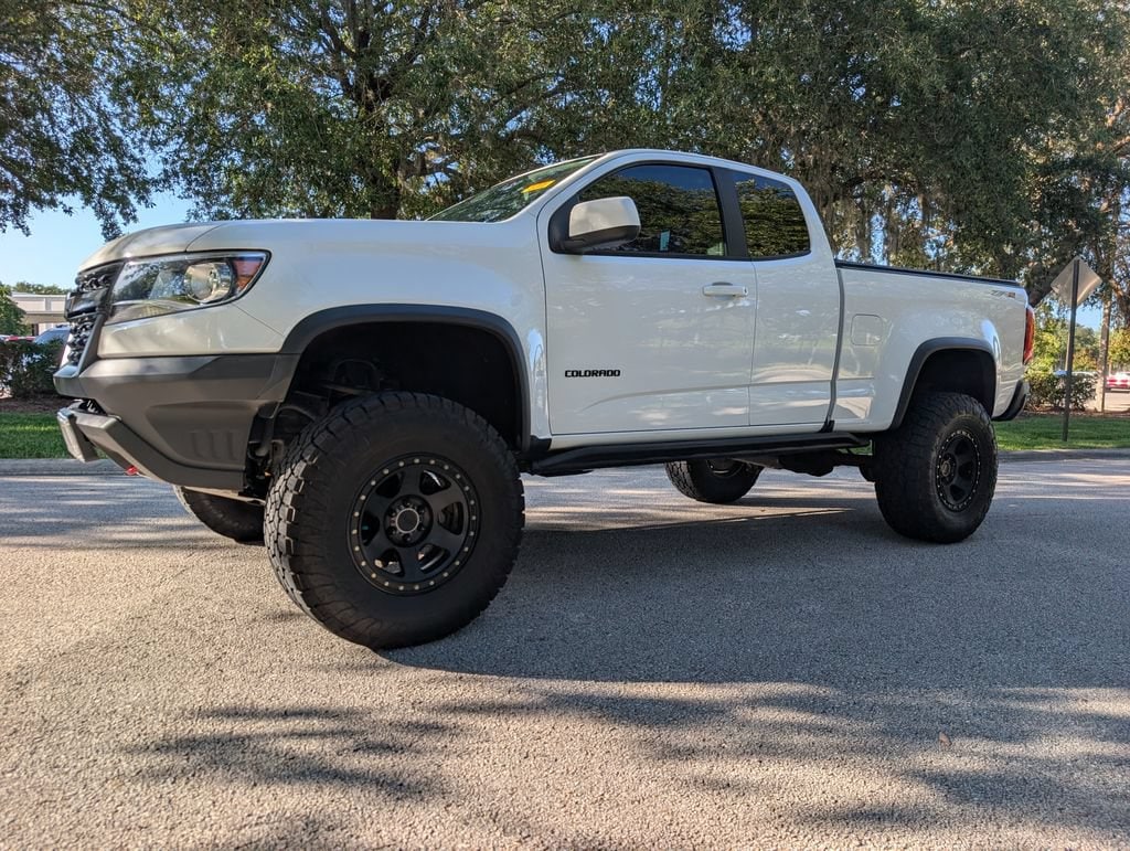 2019 Chevrolet Colorado ZR2 - Photo 3