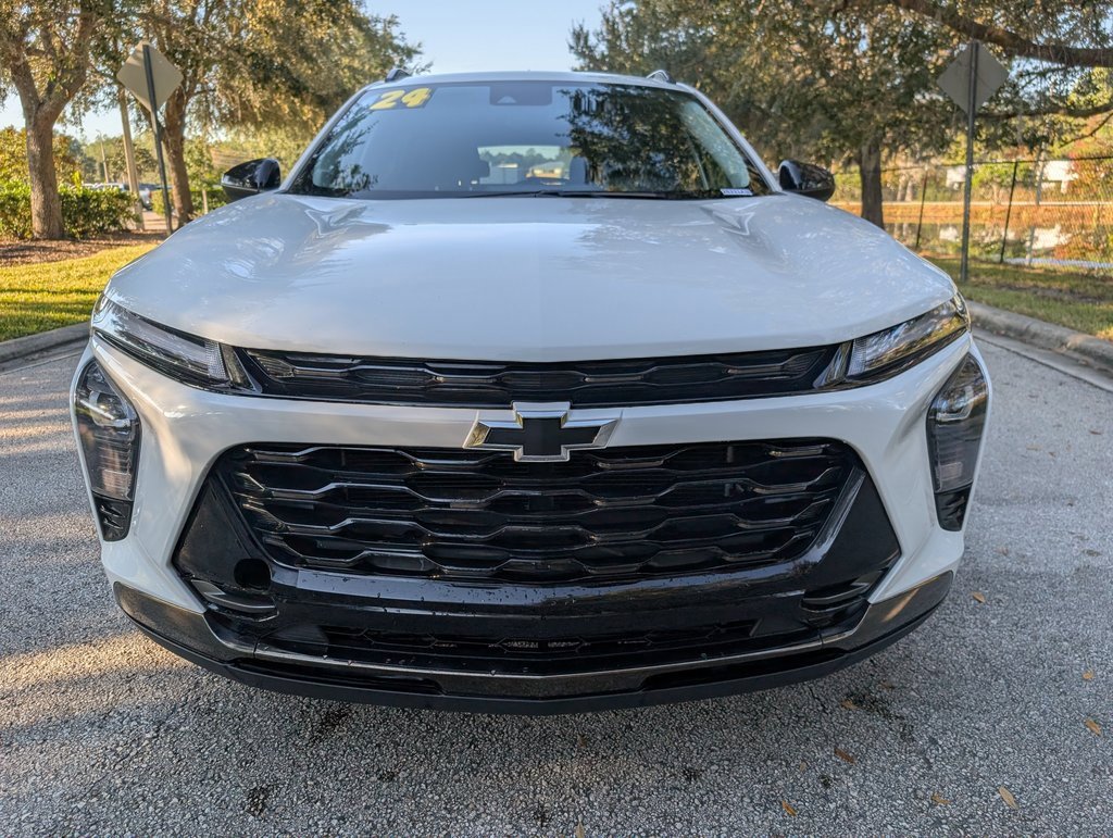 2024 Chevrolet Trax ACTIV photo 2