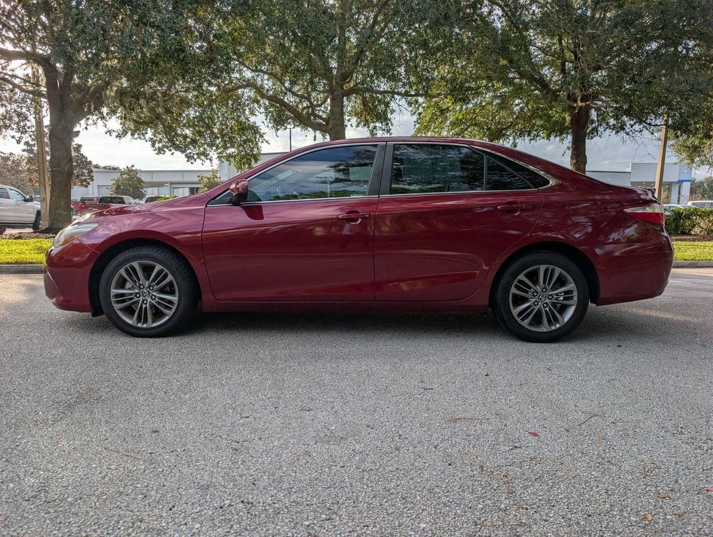 Used 2017 Toyota Camry XLE Sedan