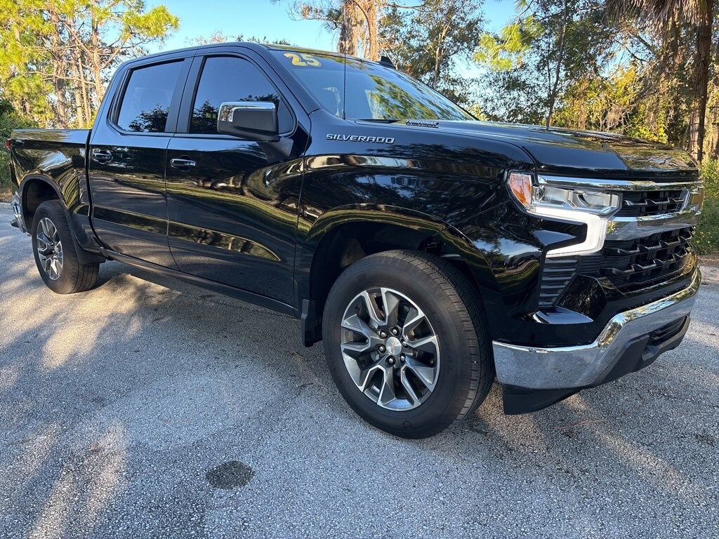 Used 2025 Chevrolet Silverado 1500 LT Truck Crew Cab