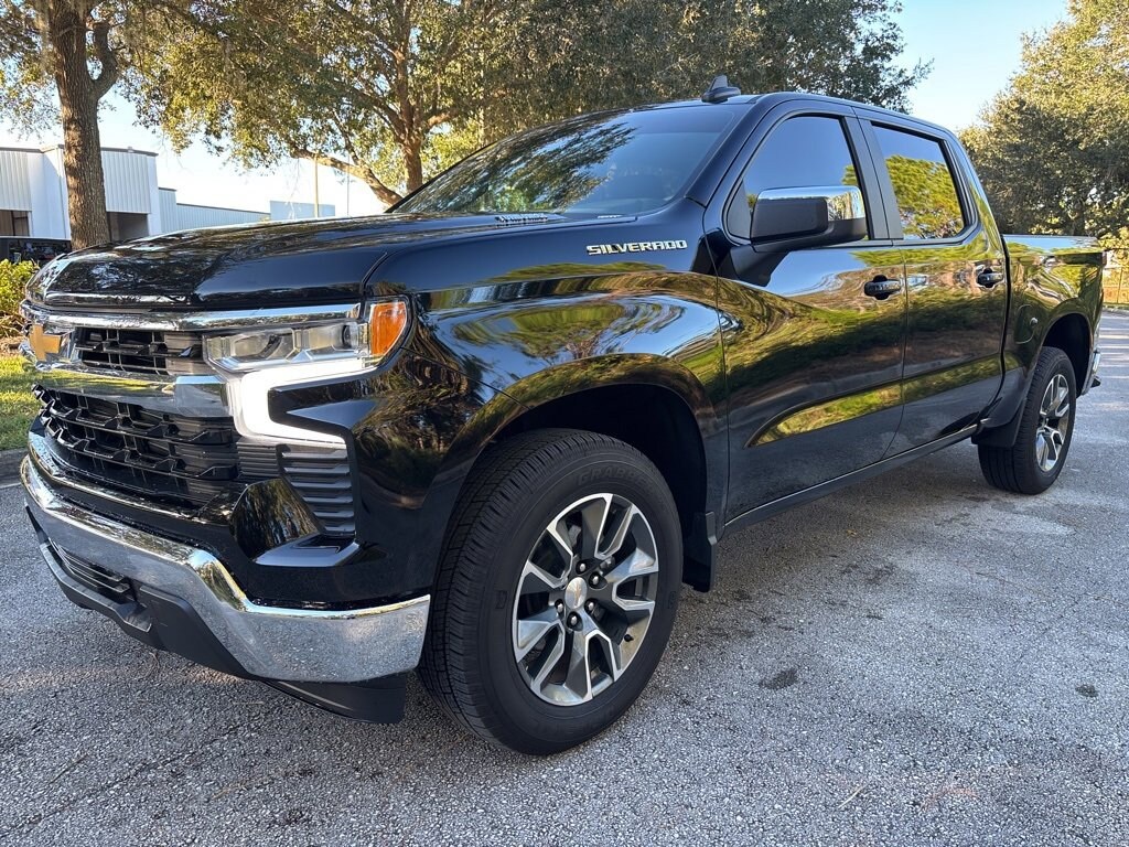 Used 2025 Chevrolet Silverado 1500 LT Truck Crew Cab