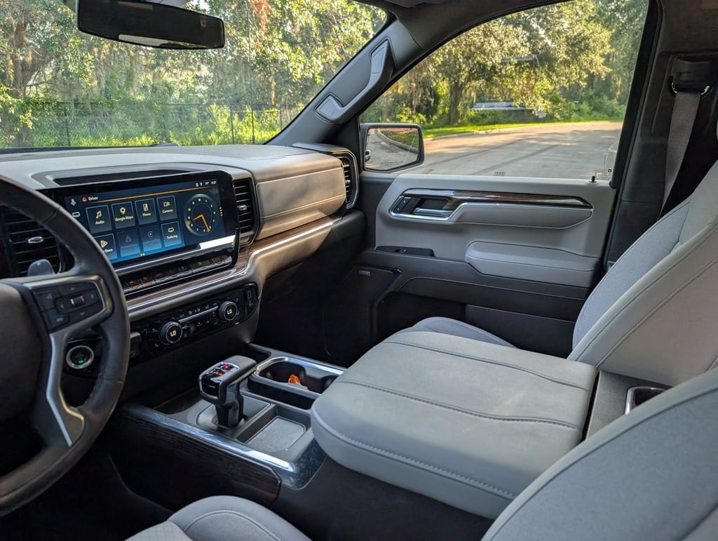 2024 Chevrolet Silverado 1500 RST - Photo 13