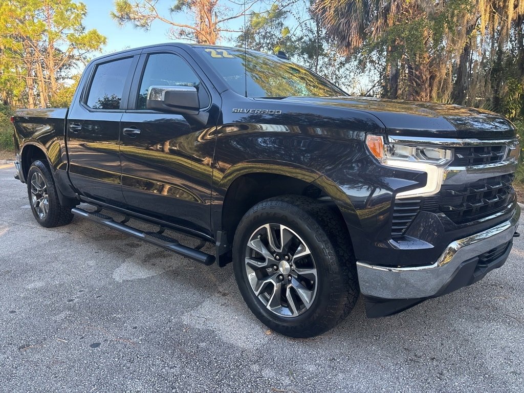 Used 2022 Chevrolet Silverado 1500 LT Truck Crew Cab
