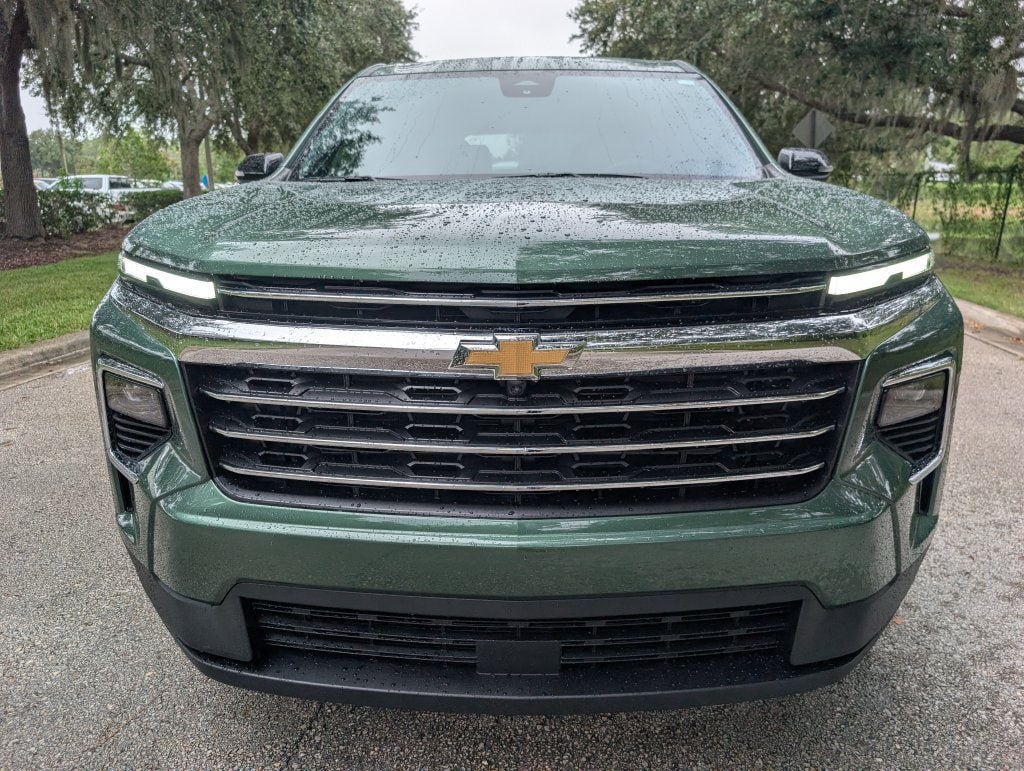 New 2027 Chevrolet Traverse LT SUV