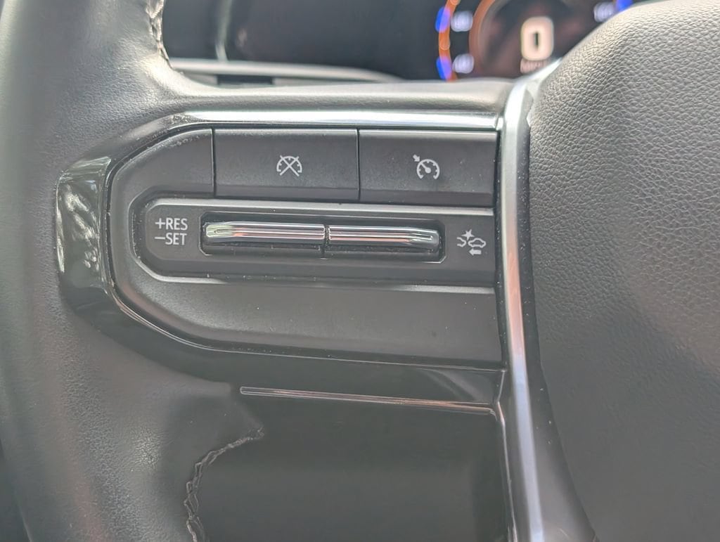 Used 2024 Chevrolet Colorado LT Truck Crew Cab