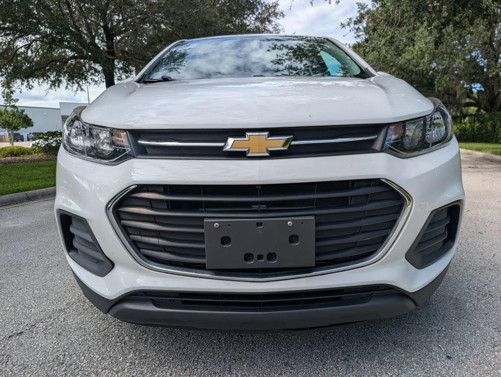Used 2021 Chevrolet Trax LS SUV