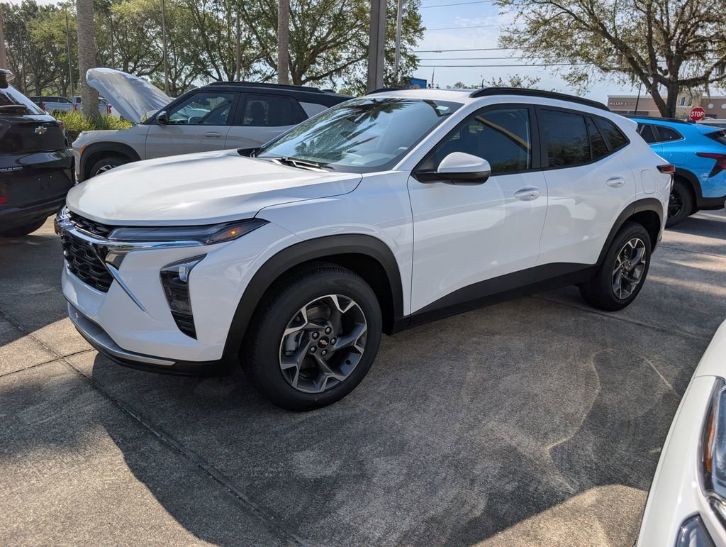 New 2026 Chevrolet Trax LT SUV
