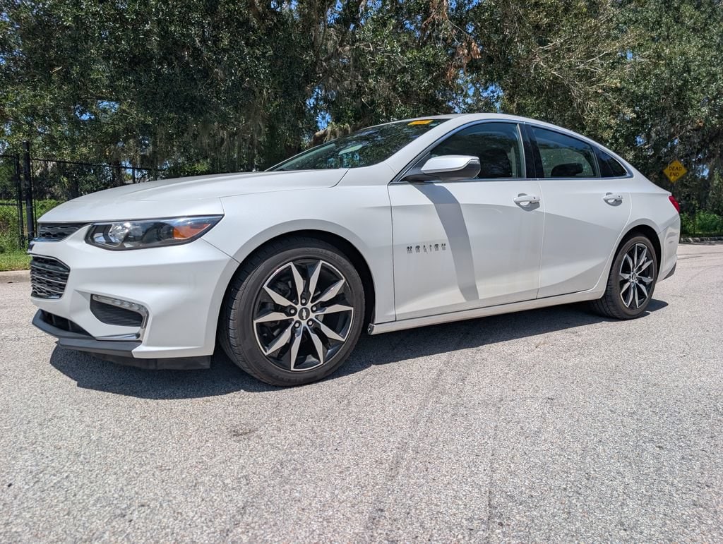 Used 2017 Chevrolet Malibu LT Sedan