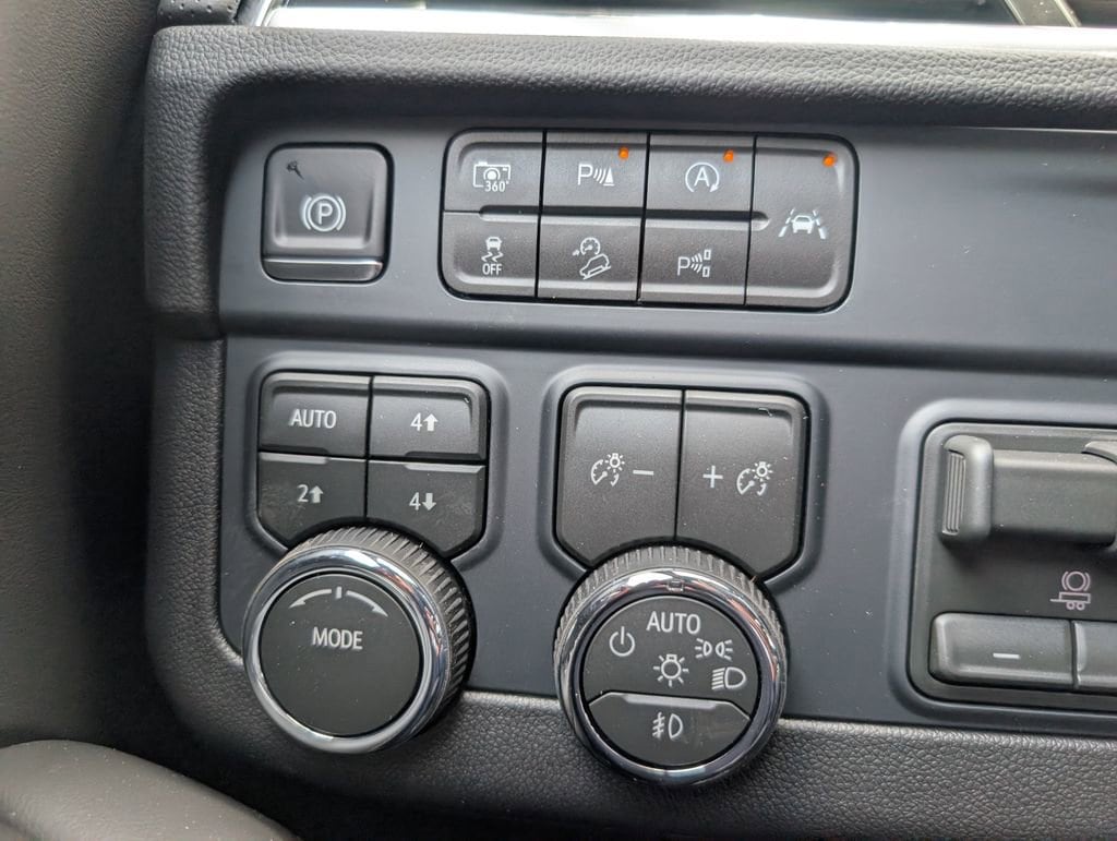 2026 Chevrolet Tahoe Premier - Photo 22
