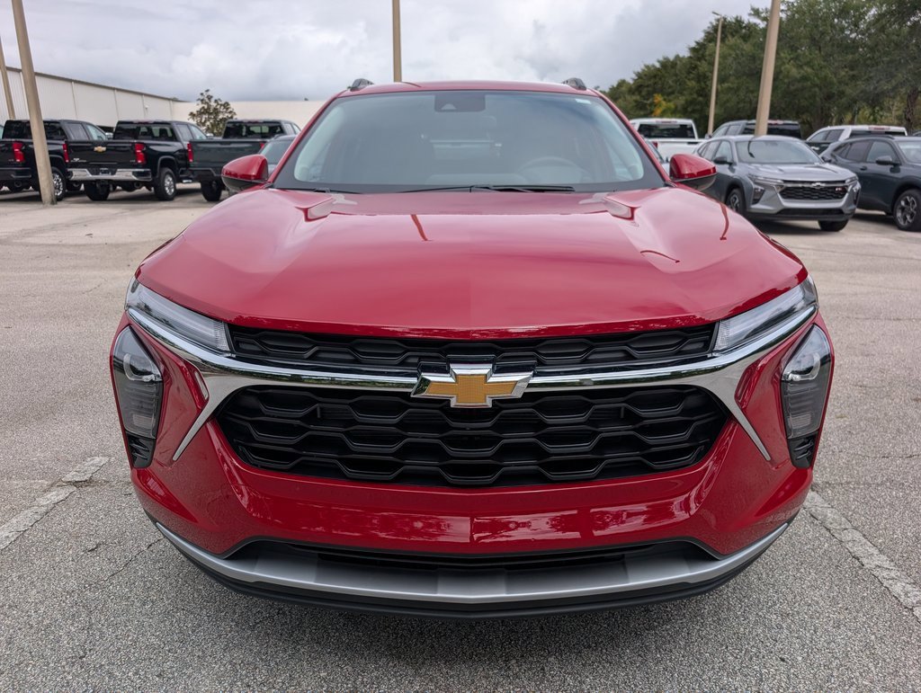 2026 Chevrolet Trax LT photo 2