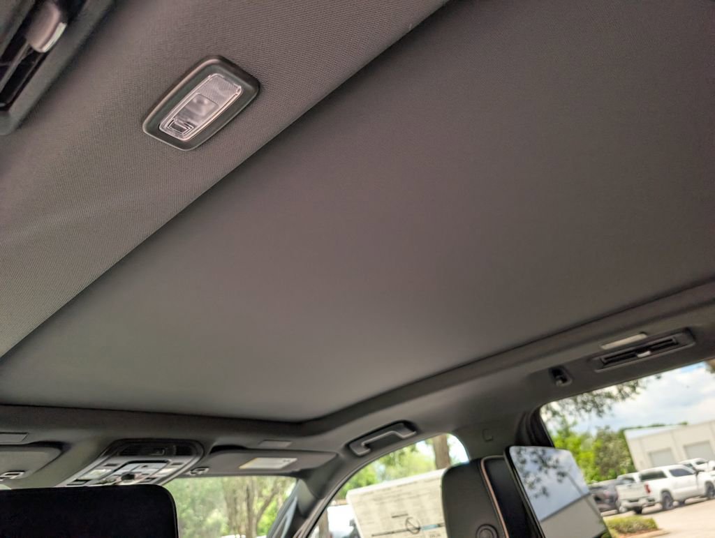 2026 Chevrolet Tahoe Premier - Photo 18