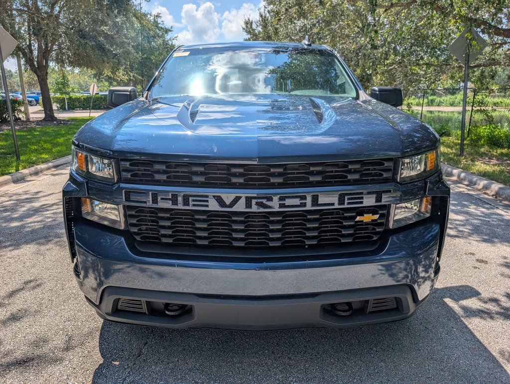 2022 Chevrolet Silverado 1500 Custom photo 2